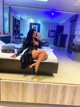 Anny Avantajada