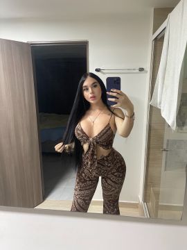 Emily Muñeton