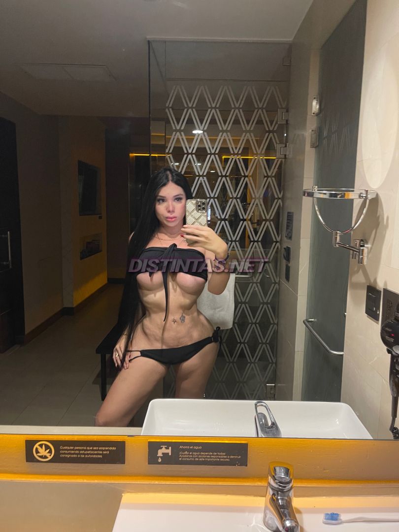 Emily Muñeton