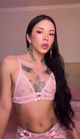Naomi Latin 