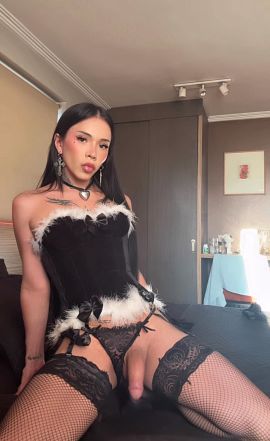Naomi Latin 