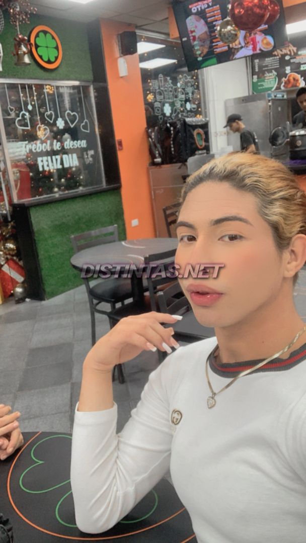 Astrid Alvarez 