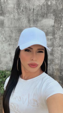 Astrid Alvarez 