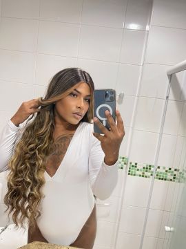 Kayla Maitte