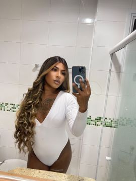 Kayla Maitte