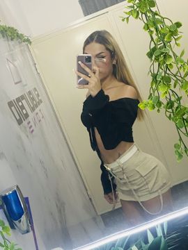 Alondra Comelles