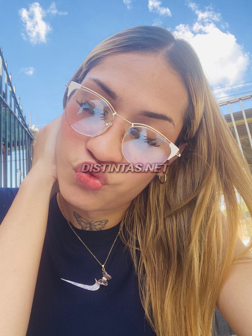 Alondra Comelles