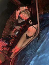Alondra Comelles