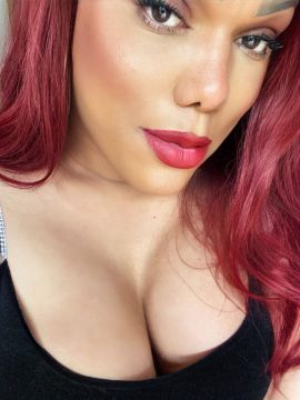 Julia Marqueziny