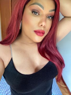 Julia Marqueziny