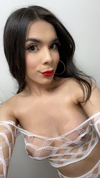 Hi Im Lucy Cohen! New in town! 
Hablo español también 
Verification requerid 
Hollywood area !
I am a thin trans with soft skin and delicate body. Classy, polite, sweet and very sensual. In me you will find an affectionate companion, a passionate and very accommodating lover ... I enjoy an encounter