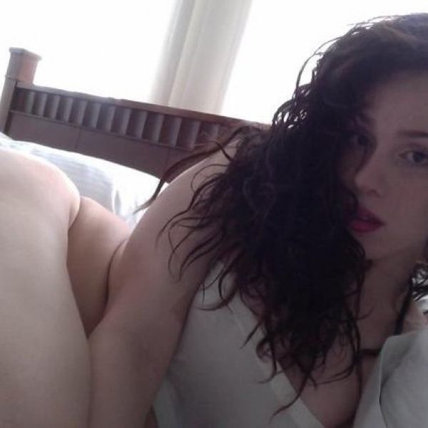 Hi Guys As you already know my name is Ts Esmee...I'm a Portuguese girl next door 25 Year Old Student From New York City I am seeking only discreet, generous men who aim for the best things in life.I'm a very feminin individual that seeks quality friendship. A little about me... I'm very intellectua...