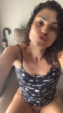 Viktoria Boneca