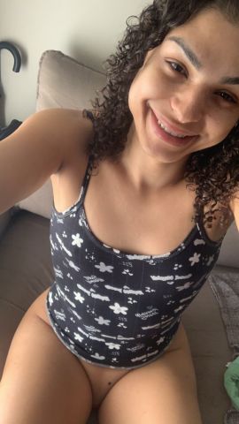 Viktoria Boneca