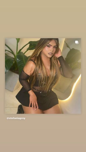 Soy Melissa, una trans amable, tierna, cariñosa y discreta. 

Mi encanto y personalidad te envolverán en una experiencia única.

Disfruto de sentirme femenina y arreglarme con estilo, siempre manteniendo la discreción como un valor importante en mi vida.

Soy una compañía encantadora y auténtica.

Si buscas una conexión genuina y momentos especiales, no dudes en llamarme. 

Estoy emocionada por conocerte y compartir una cita encantadora contigo.

Llámame y descubramos juntos la magia de nuestra conexión. 