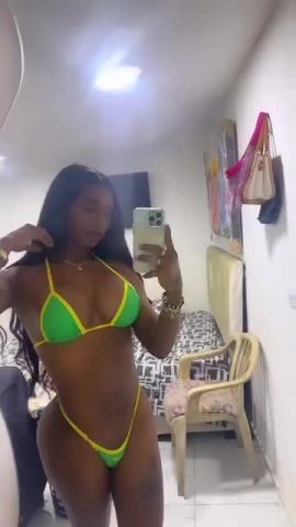 Kemely Latina 