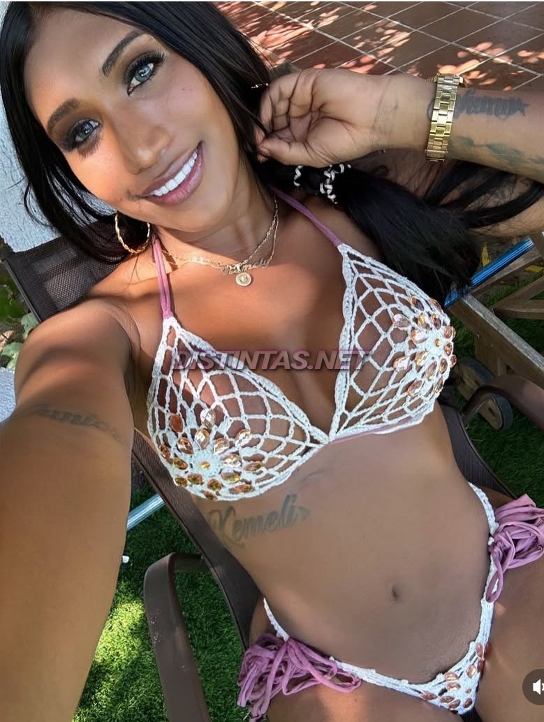 Kemely Latina 