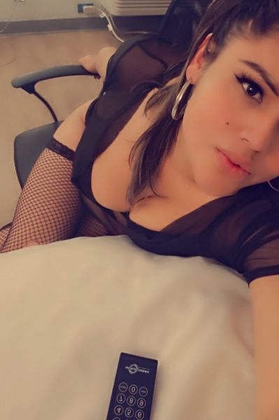 Hi Handsome, Am a Latina Trans(Natural,Passionate, Feminine, Passable, Discree,Submissive, 
Dominant, Bottom Girl(Top?) Daddy am waiting, Come on!! LET ME be your Fantasy..Hablo Espańol Amores
ONLY Serious Calls and Messages!!