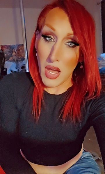 Hey yall if you are looking for an exotic beauty then you found her. I'm  an up an coming porn star // Model  all my pics are me I love to suck  D and ride my man's like I'm at the rodeo. LETS HAVE FUN  IM DOWN TO EARTH SEXY AND EASY TO TALK TO . O AND A NATURAL RED HEADED GINGER  MY BIDY IS BANGING...
