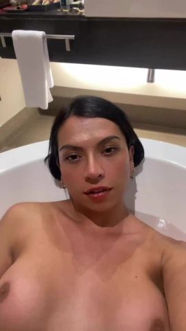 Zahia trans 
