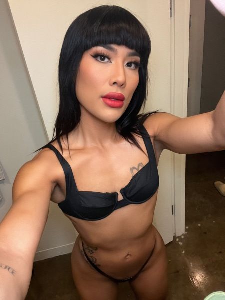 My name is Amber, I am 28 years old and I am your favorite custom doll from NYC. I am 5'11, 150lbs with an athletic build the boys cannot resist. I am super down to earth and a very respectful individual so you be too!  I love a man that can take care of my needs and in return, I will provide the be...