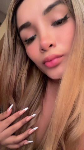 Samantha Angeles