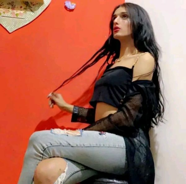 La Belle Caramel Travestie Très Sexy Dispo avec local à Tunis 54850332 ❤ ❤
