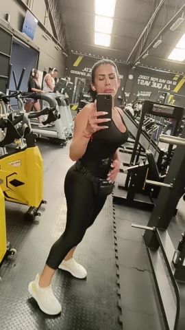 Yuliana Carter
