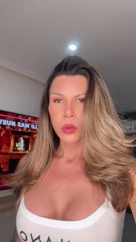 Isabella Carvalho