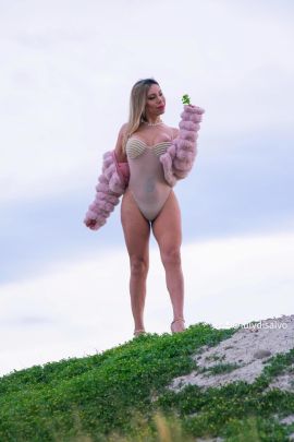Luly Hot