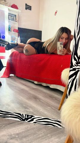 Luly Hot