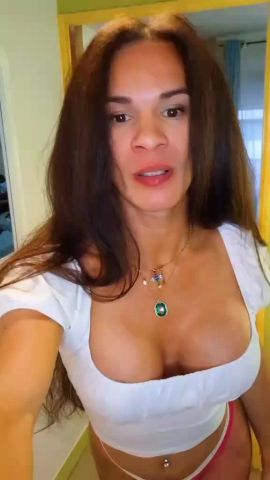 Mariana cruvinel