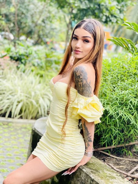 Hello, I'm Daniela, a trans girl, very funny and adventurous, I consider it a sweet and sensitive person who loves to be treated well.

I love meeting unknown men, daring and determined gentlemen, I love a good conversation, a good chemistry and making you feel comfortable.

I like to walk through new places and meet beautiful people who fill my life with beautiful experiences, get out of the routine, go from time to time to have a drink and have a lot of fun in the place that is, I also like to exercise whenever I can, jog, swim or play, travel, go to the movies and the theater.

Call me, I'm available.