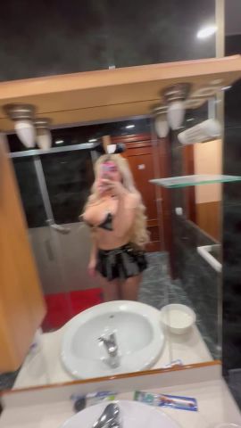 Kym Bella