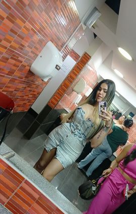 Candy Bella