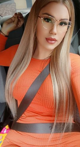 Candy Bella