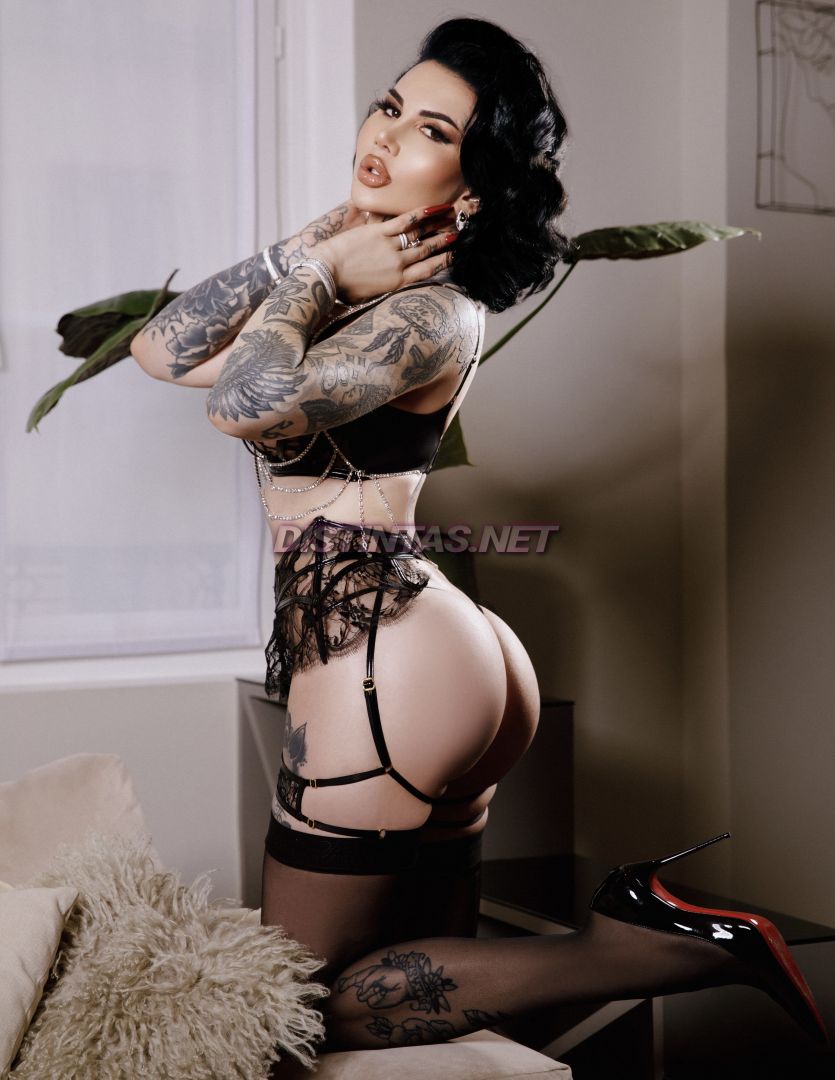 Ava Model Francaise 