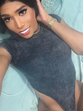 Naquira L