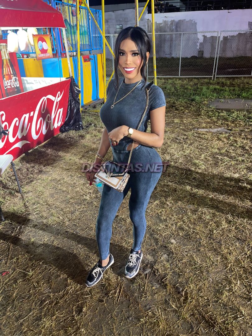 Naquira L