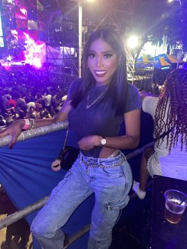 Naquira L