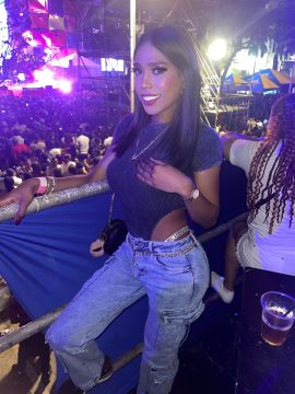Naquira L