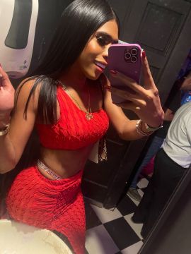 Naquira L