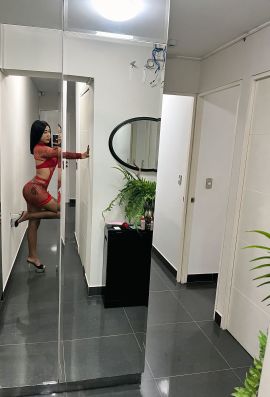 Nadeska Mishell