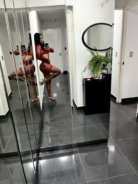 Nadeska Mishell