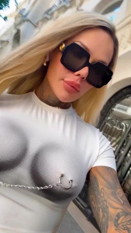 Clara Dominatrix