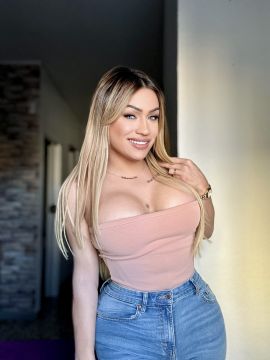 Alexandra Castellanos