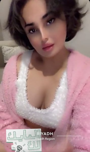 Batool _ 24 years 
Cash appointment, video call and phone call