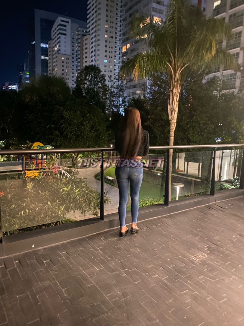 Claudia robles 