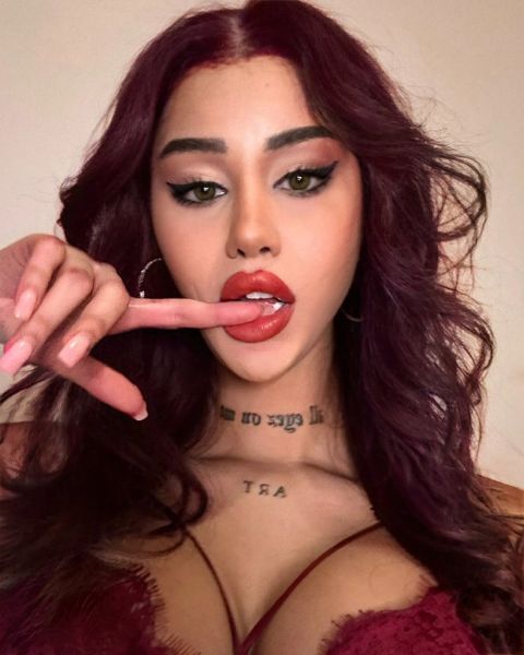 Ready to discover myself? 🤭 I am ArryaDoll, a young Asian/Oriental Trans mixer of 23 years old, offering unforgettable and high quality moments. 🫦

Link to my Onlyfan site at the bottom ⬇️

My Pseudo OF @Arryadoll