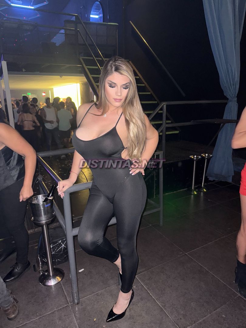 Nicole J